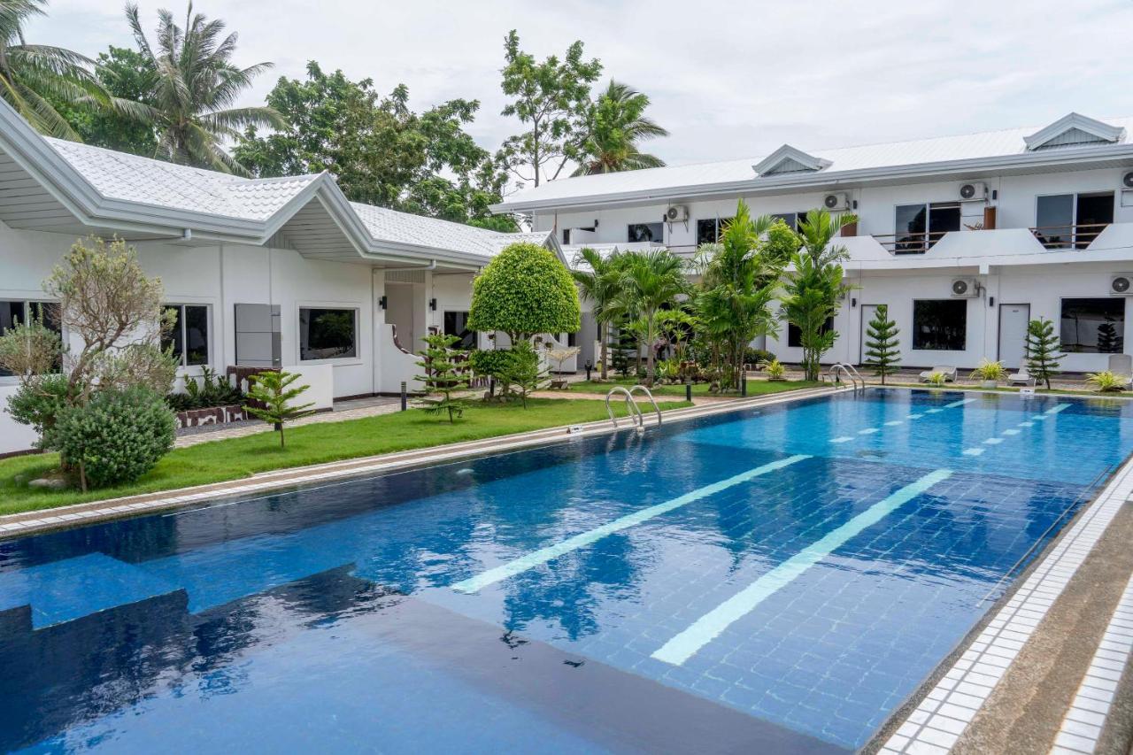 Adela Resort Panglao Exterior foto